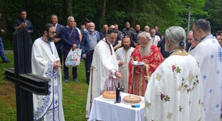 Литургија у Камничкој Бистрици са парастосом припадницима ЈВуО из Црне Горе