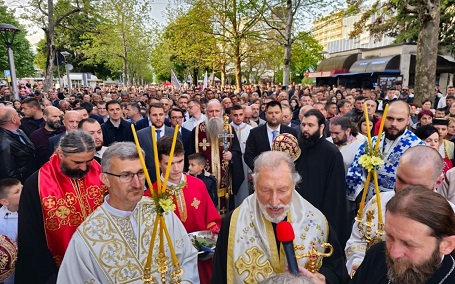 Световасилијевска литија у Никшићу: Свети Василије води свој народ ка спасењу